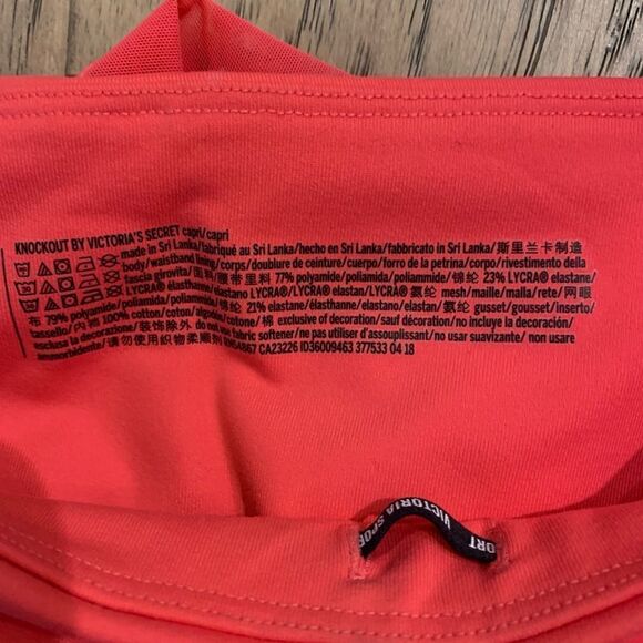 HOT pink Scallop Leggings - Picture 5 of 7